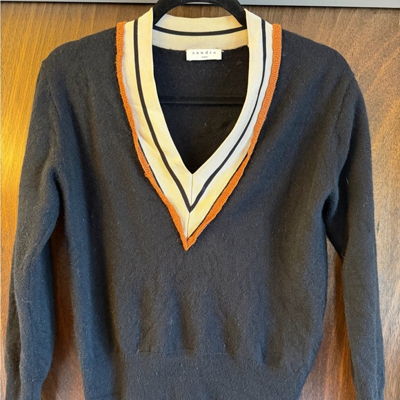 Sandro Women’s Black V-Neck Sweater, Wool/Cashmere, Size US 4 - Picture 5 of 16